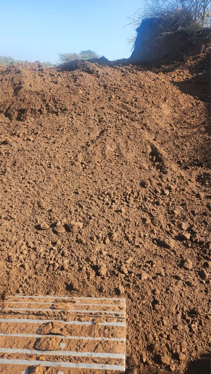 Top quality top soil - Image 1