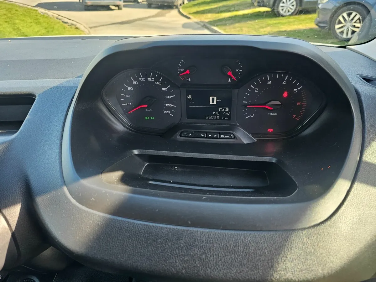 Peugeot Partner 2019 - Image 2