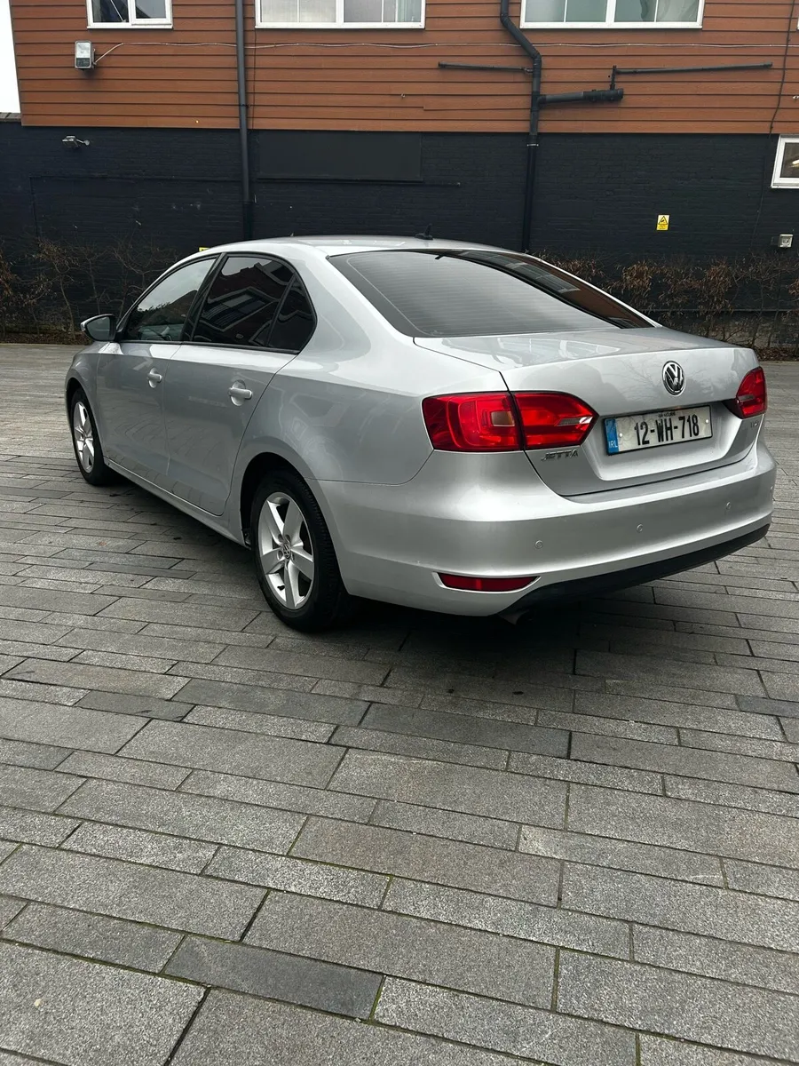 SOLD SOLD SOLD Vw Jetta 1.6tdi 2012 Fresh NCT&TAX - Image 4