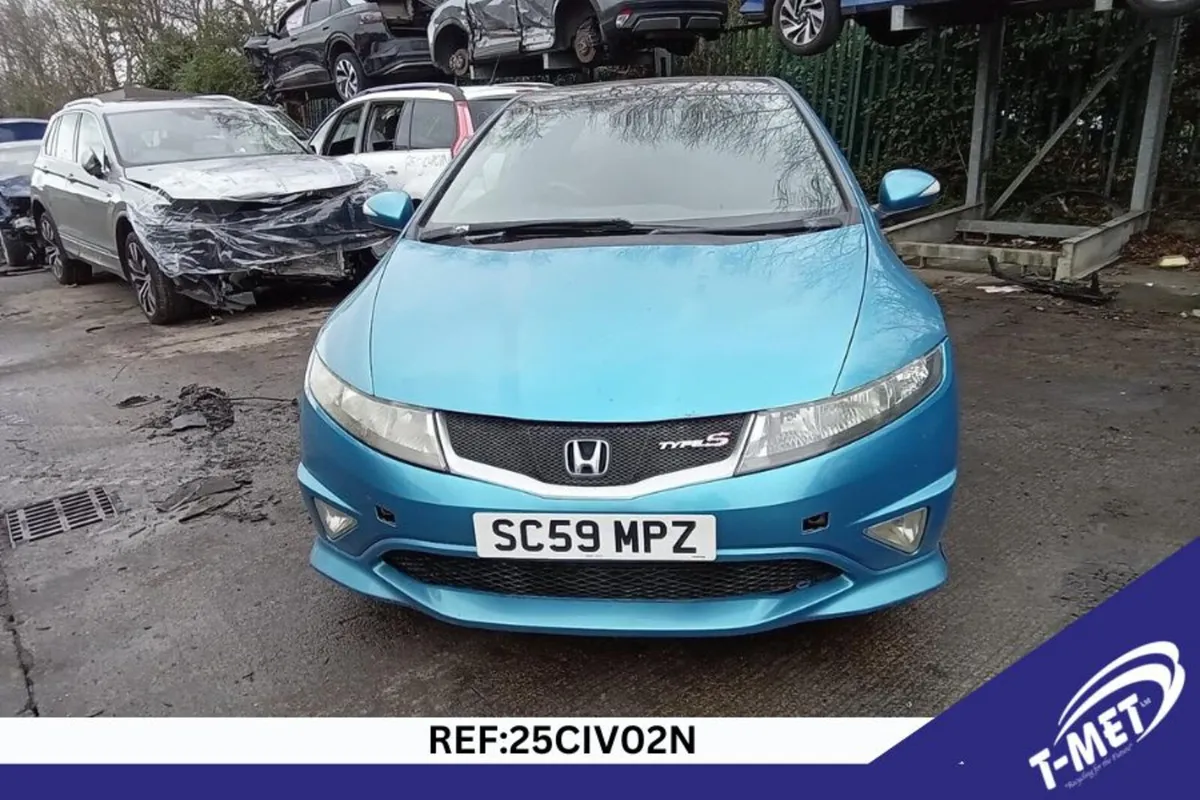2010 HONDA CIVIC BREAKING FOR PARTS - Image 2