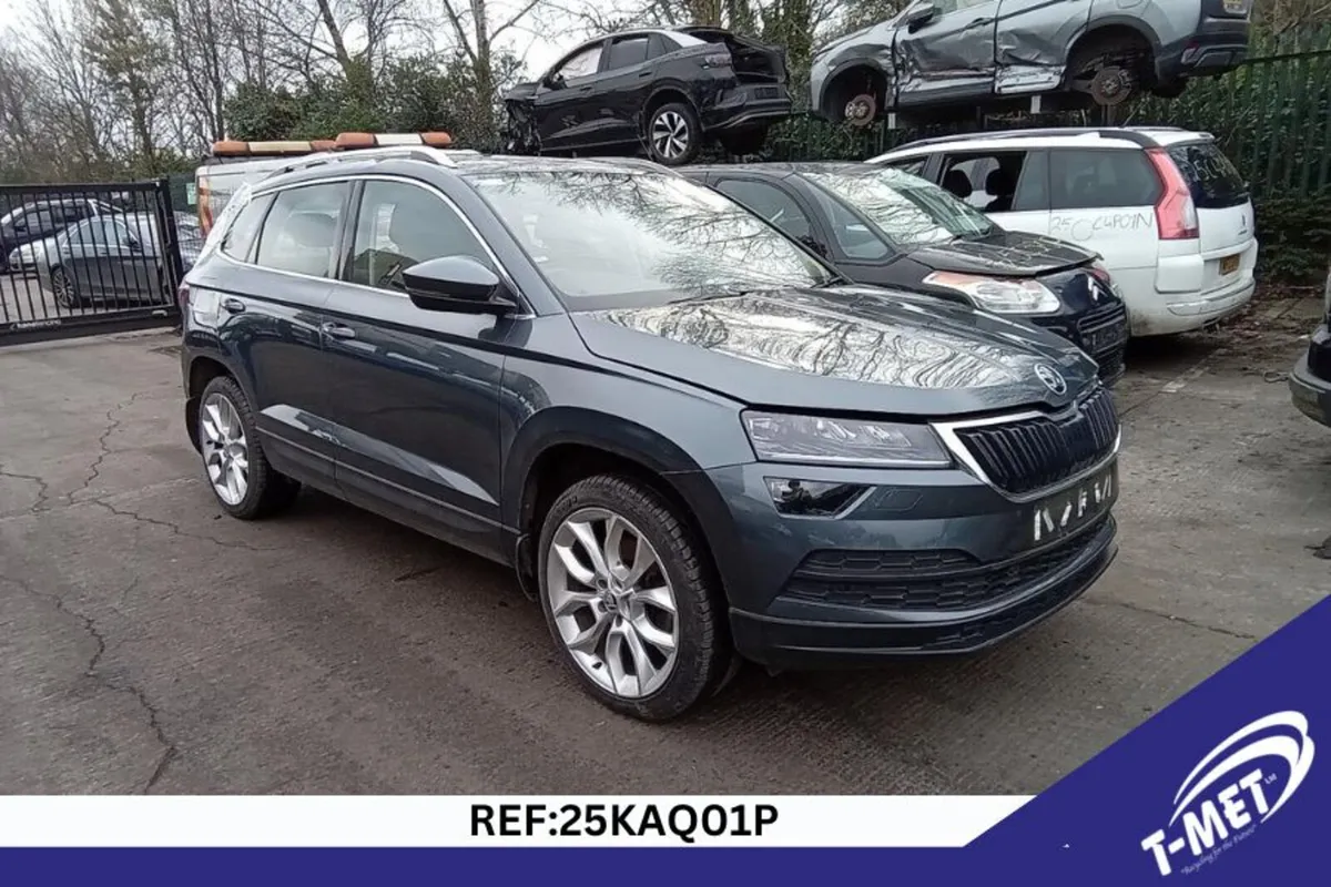 2019 SKODA KAROQ BREAKING FOR PARTS - Image 1