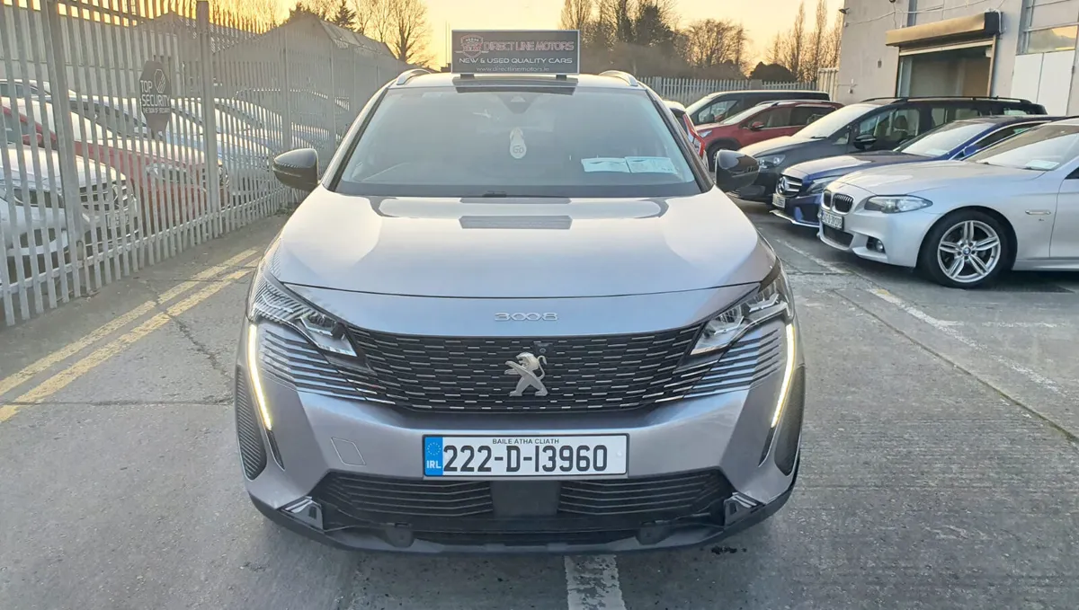 2022 Peugeot 3008 - Image 3