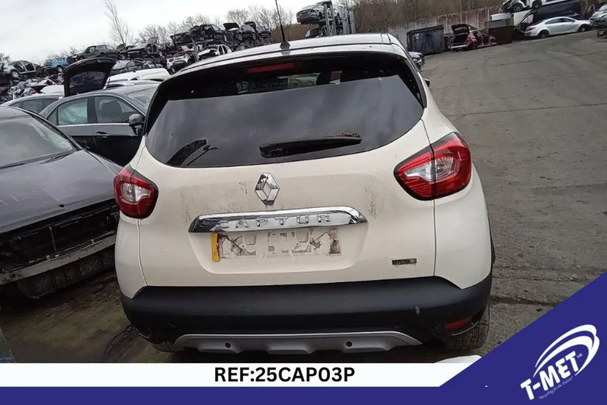 2017 RENAULT CAPTUR BREAKING FOR PARTS - Image 2