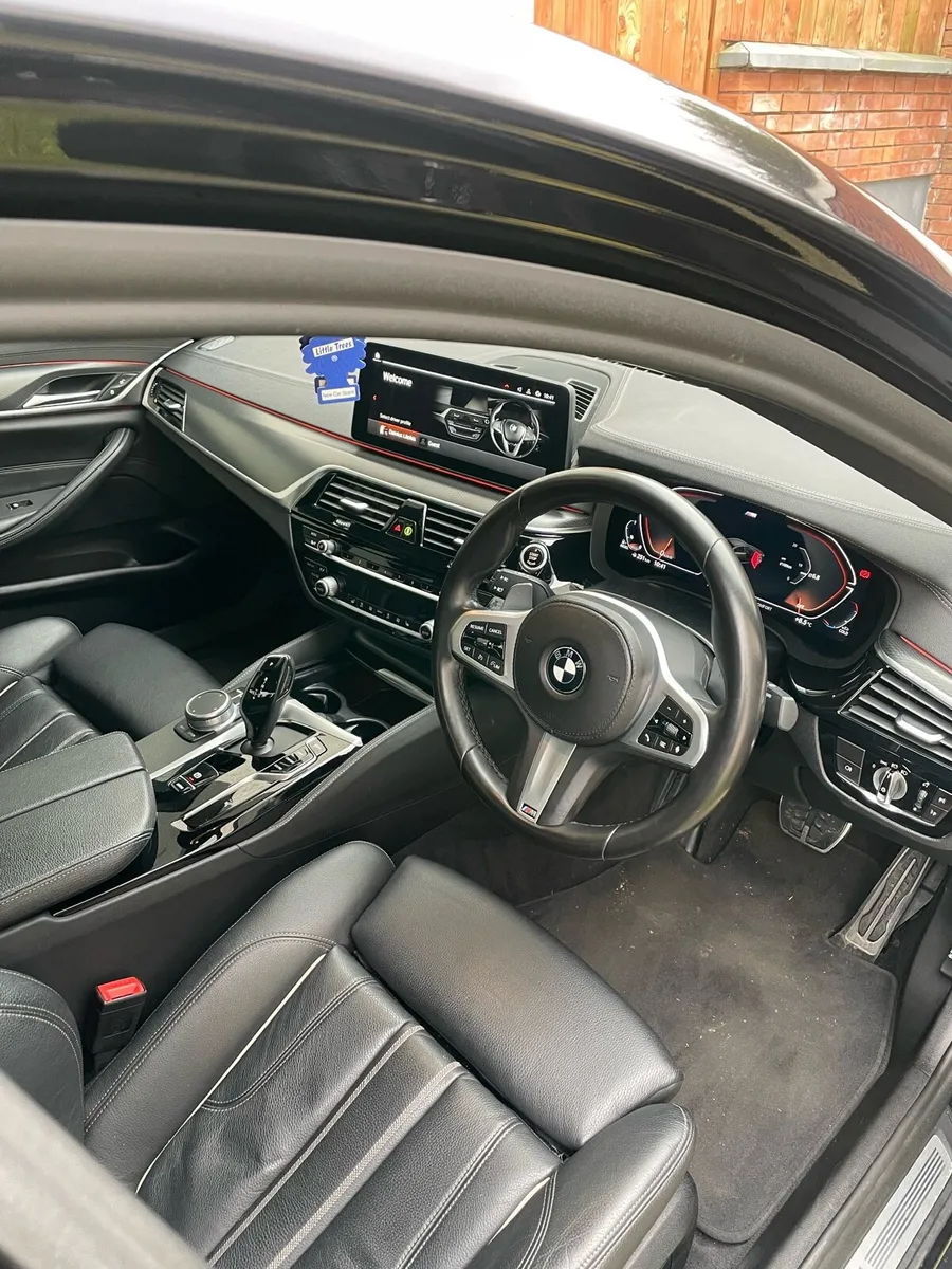 BMW G30 520D M-sport LCI Mhev Deposit taked - Image 4