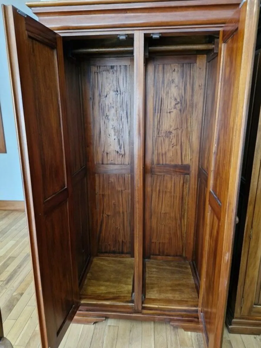 Only One Wardrobe Left For Sale €250 - Image 3