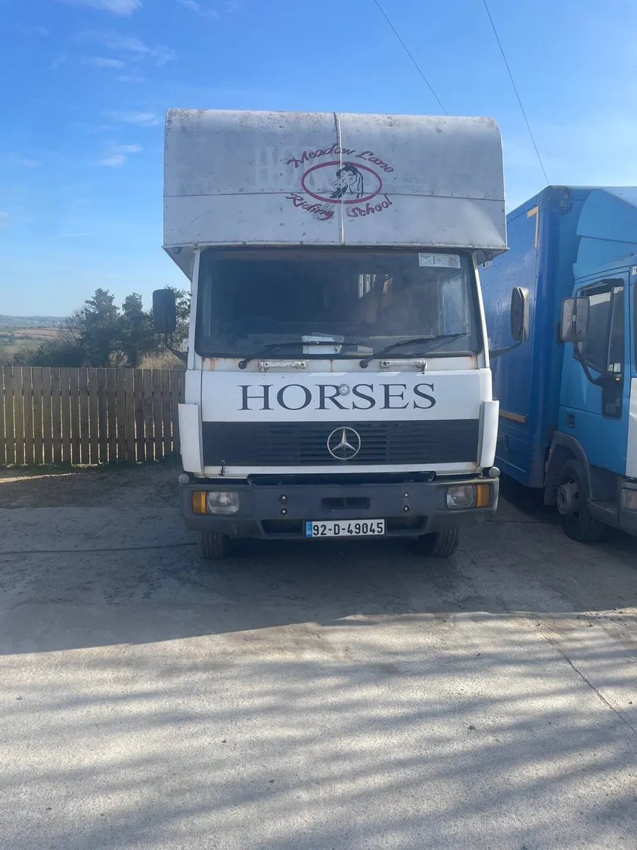 Horse lorry - Image 2