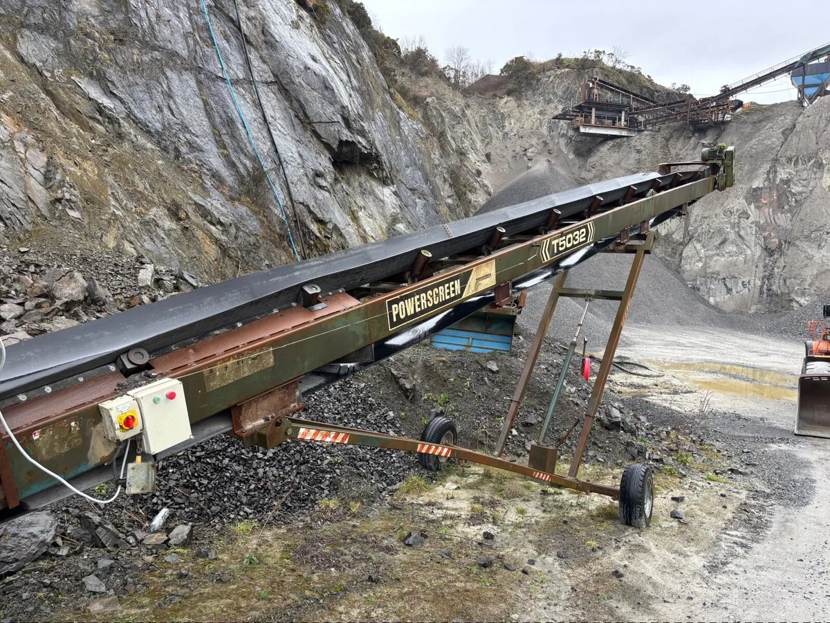 Powerscreen T5032 Stockpiler - Image 1