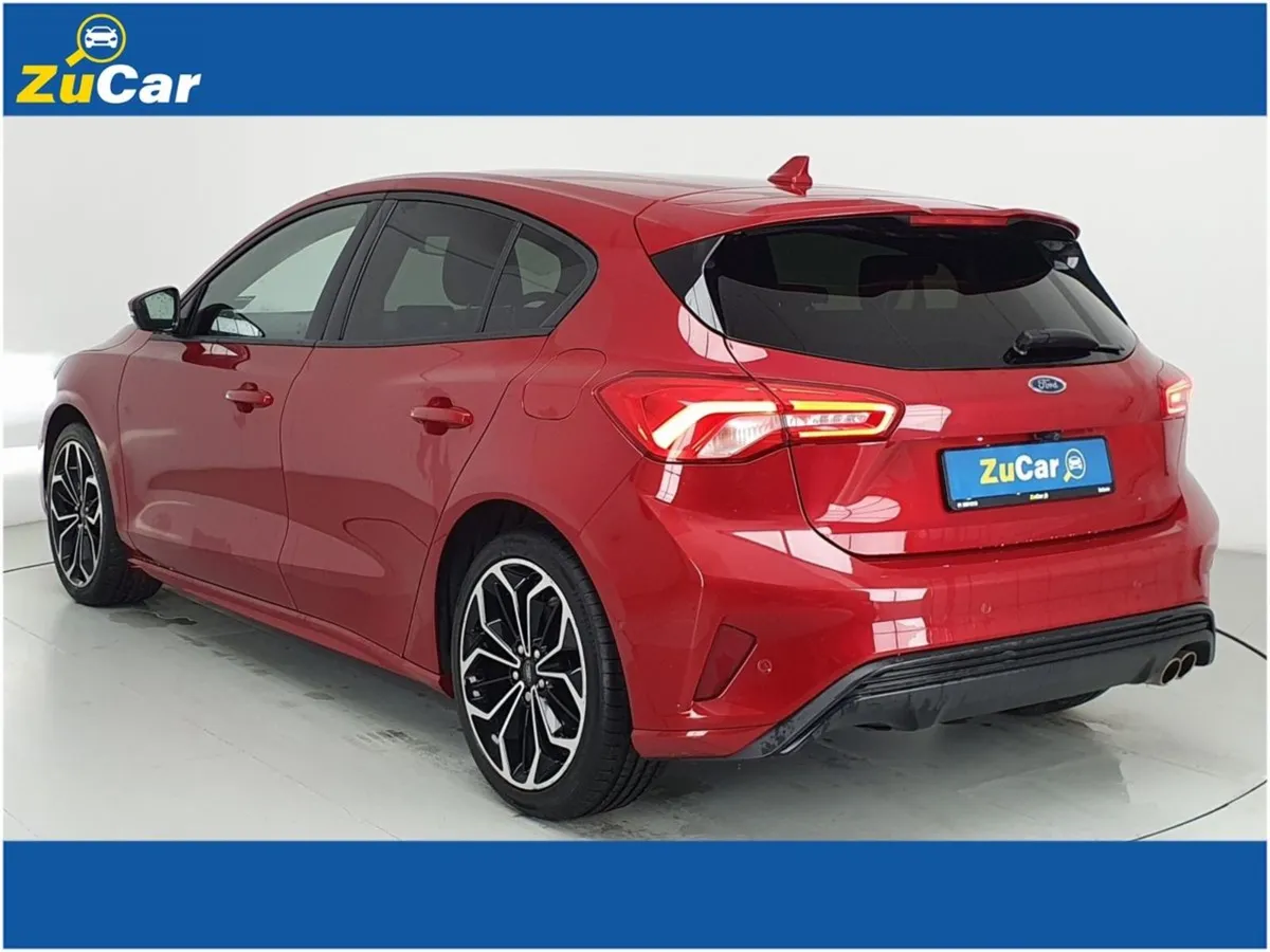 Ford Focus  41 1.0l Ecoboost 125 PS St-line Auto - Image 4