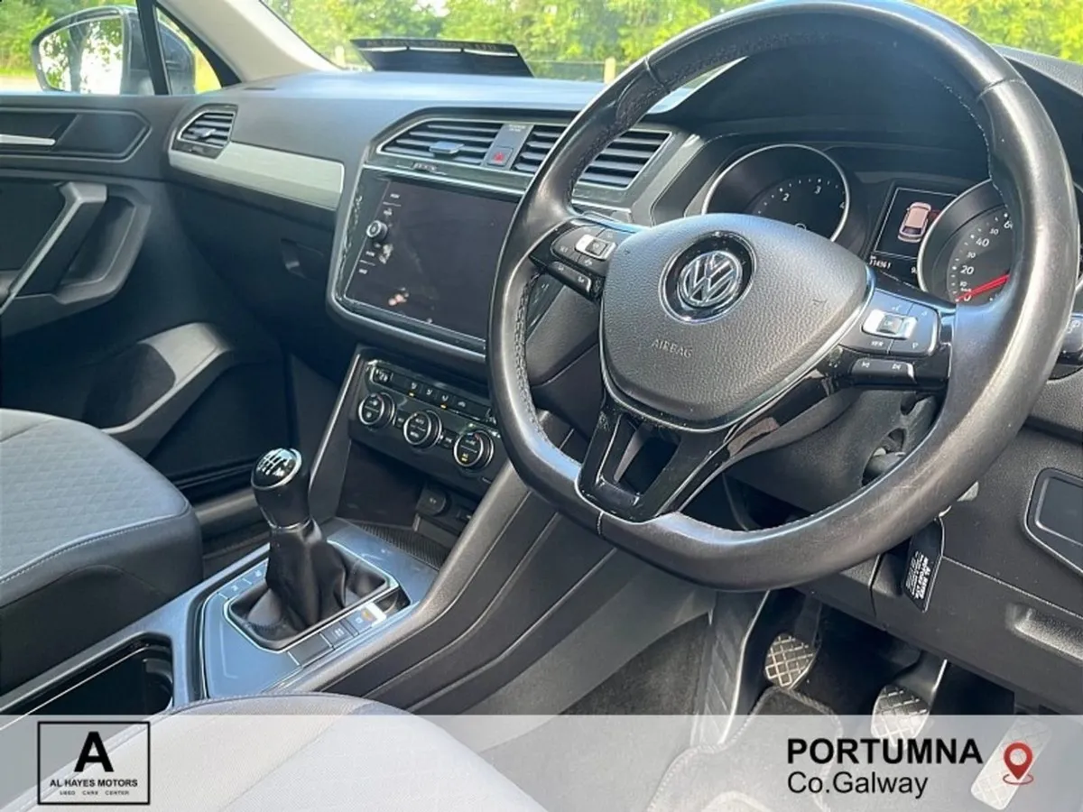 Volkswagen Tiguan CL 2.0 TDI 6speed 115BHP - Image 2