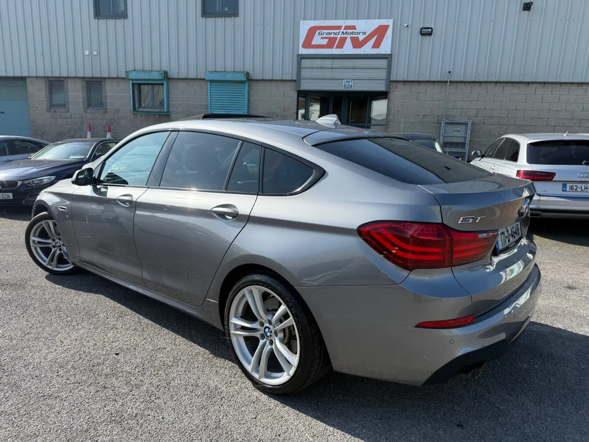 2017 BMW 5-Series Automatic - Image 3