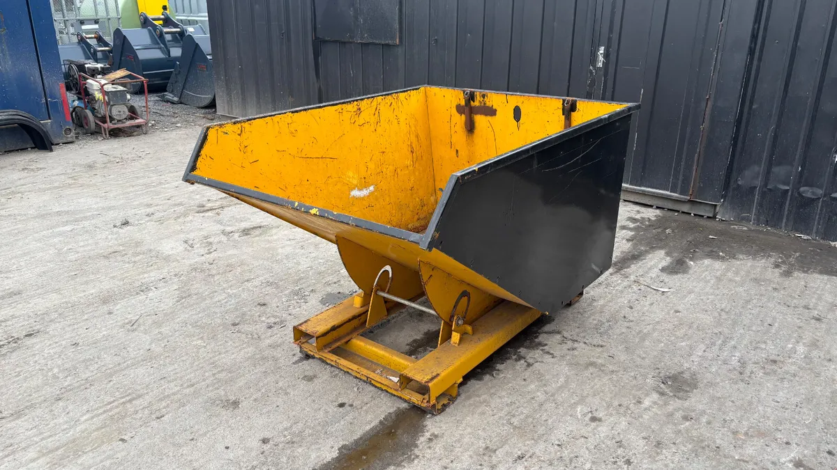 Tipping Skip to suit Pallet Forks - Image 2