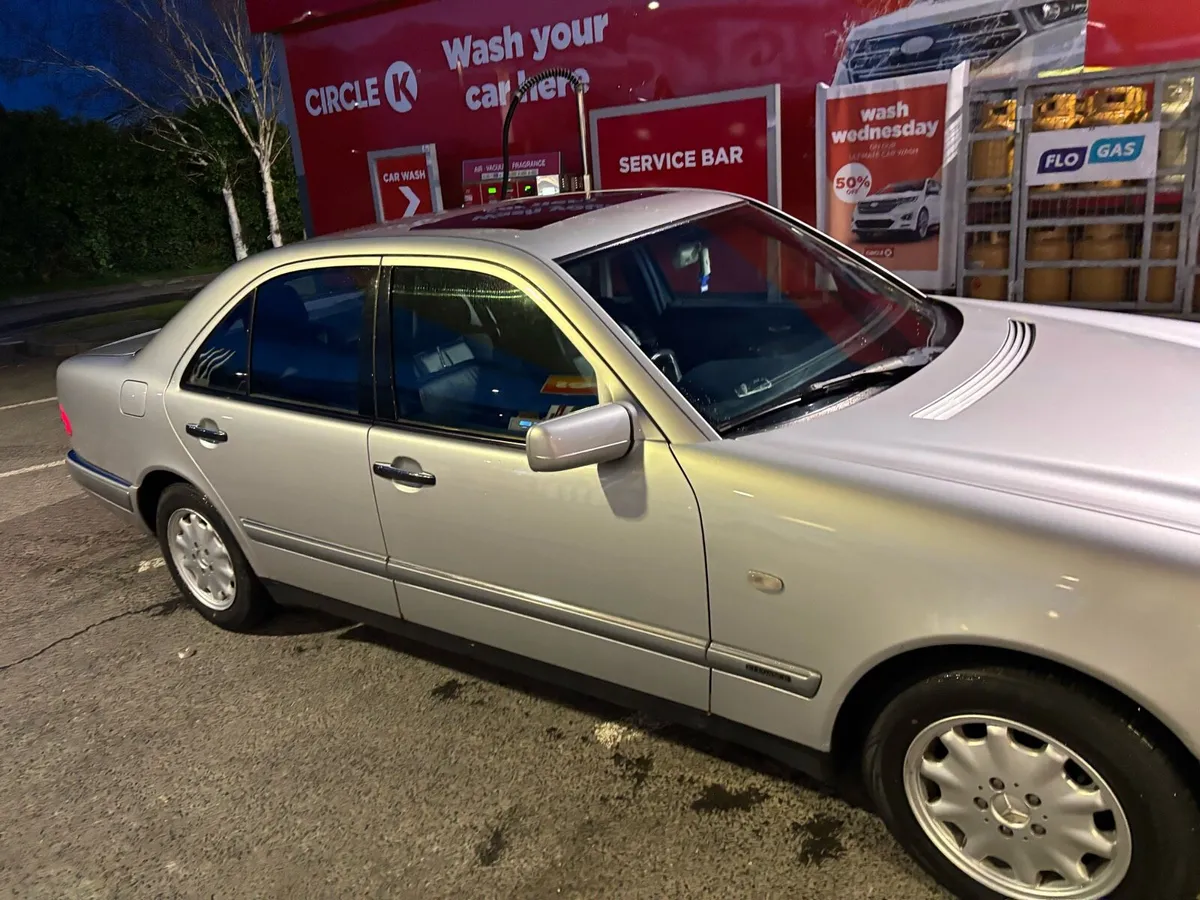 Mercedes E240 E Class W210 46k miles - Image 1