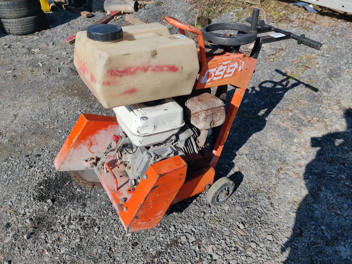 Clipper Road saw Honda engine - Image 2