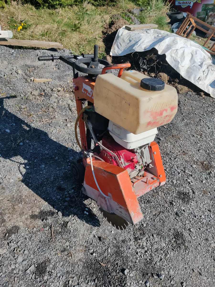 Clipper Road saw Honda engine - Image 3