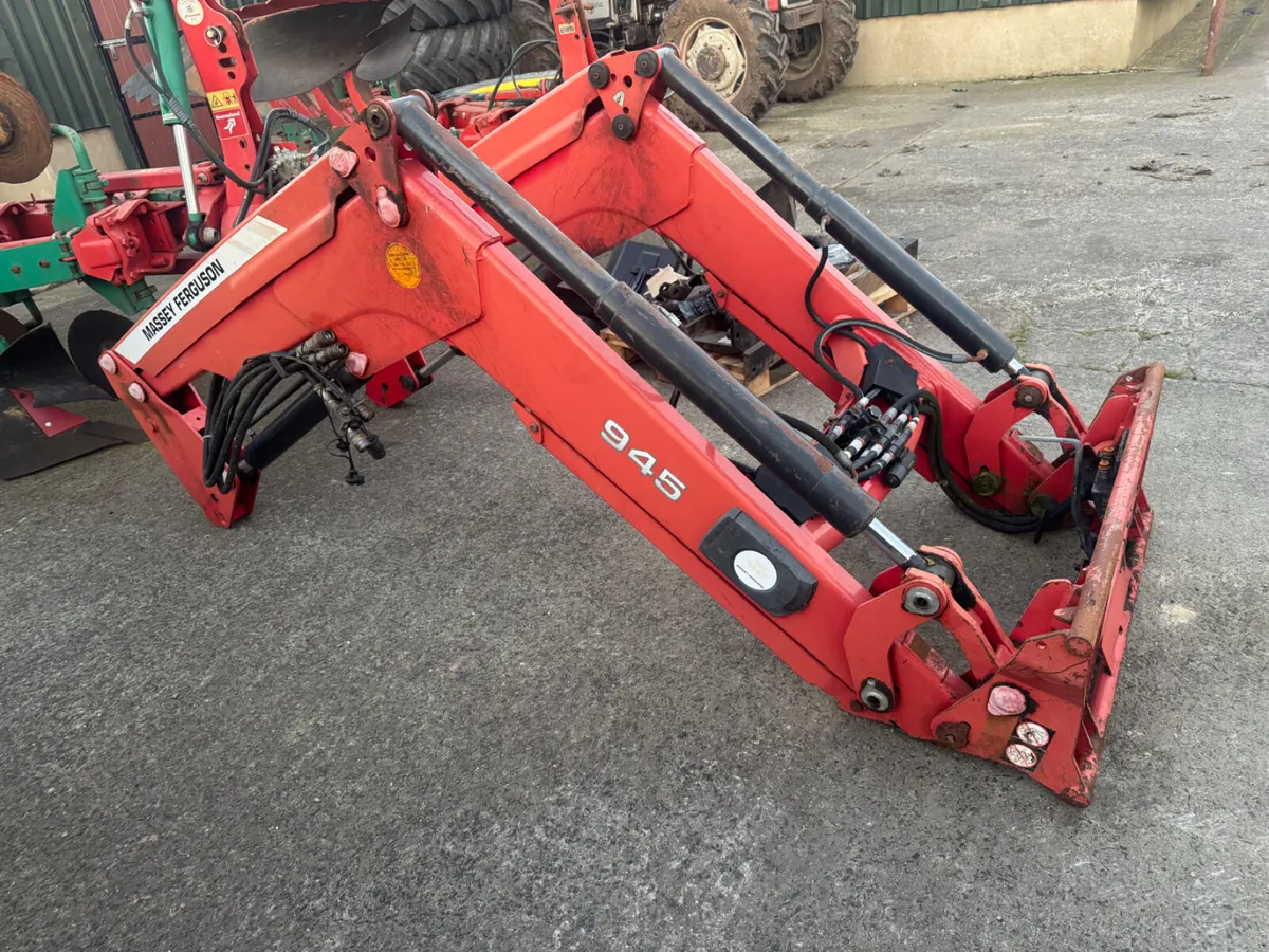 Massey Ferguson 946 Loader Kit - Image 1