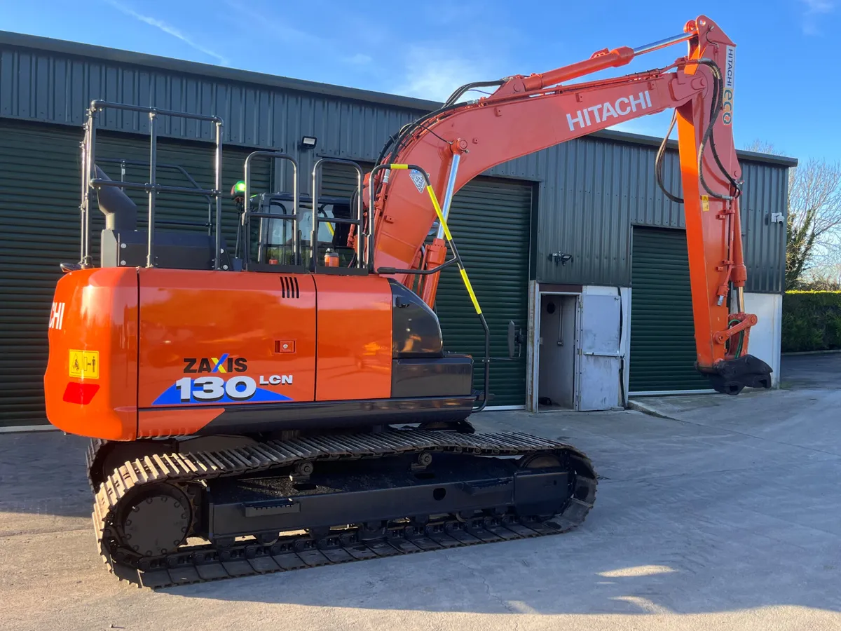 HITACHI ZX130-6    (2020) - Image 2