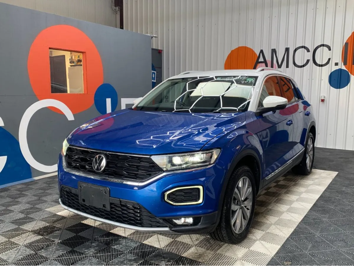 Volkswagen T-Roc TSI Automatic / 2k KMs / 1.5 Pet - Image 3