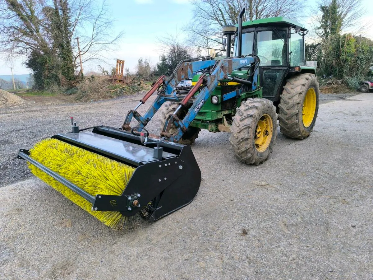 Wanted tanco loader model 878 or 868