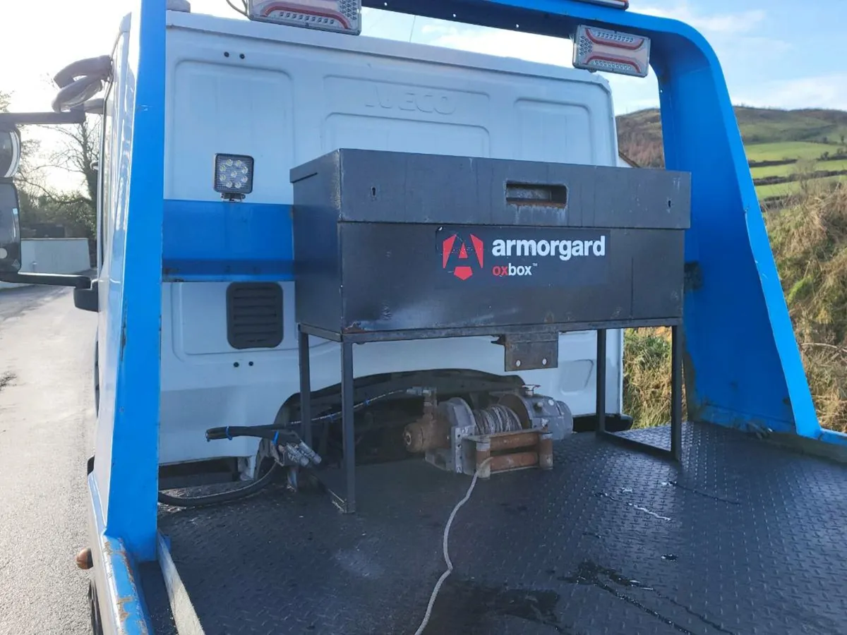 Iveco recovery lorry - Image 3