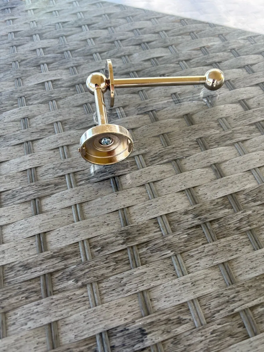 Bathroom accessories - Image 3