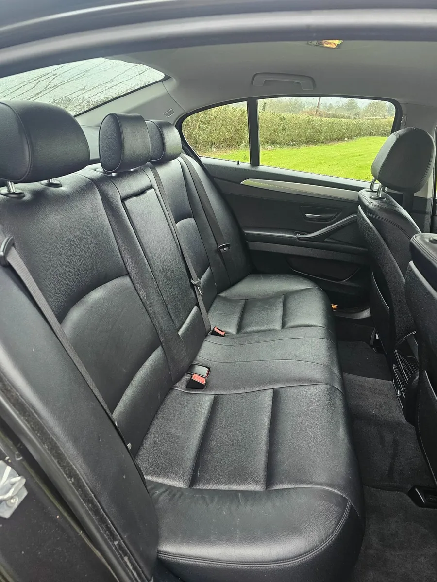 BMW 5-Series 2015 - Image 4