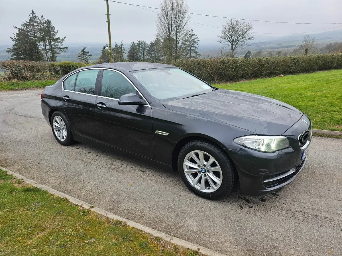 BMW 5-Series 2015 - Image 1