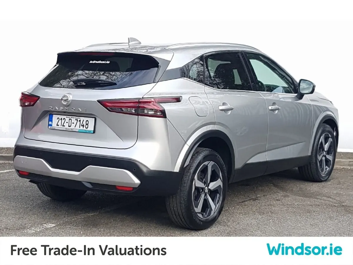 Nissan QASHQAI 1.3 PET Mild Hybrid SV Premium - Image 3