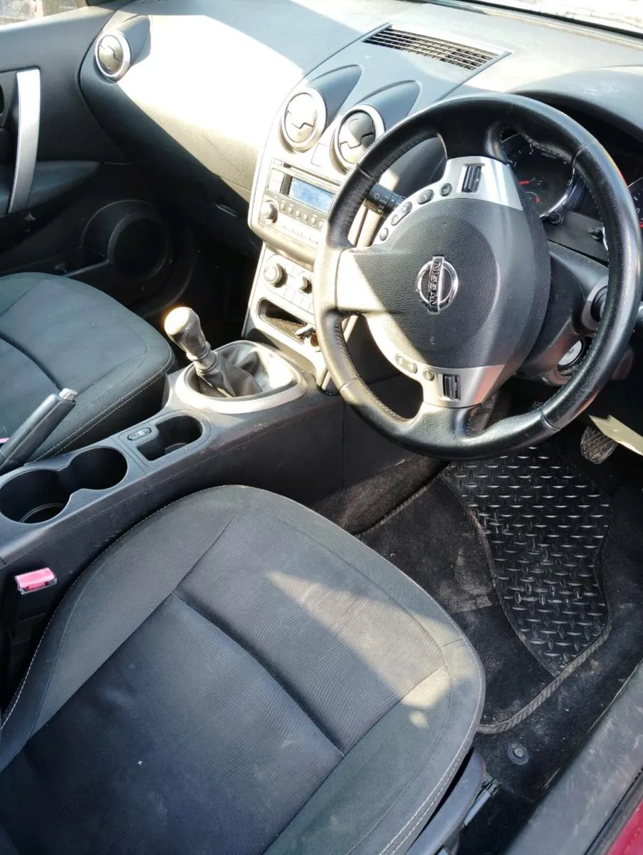 Breaking nissan qashqai+2 2011 1.5 dci - Image 2