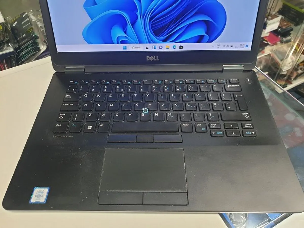 Dell Latitude E7470 14" Core i5-6300U (6th Gen) 16GB RAM 512GB SSD, Windows 11 Pro - Image 2