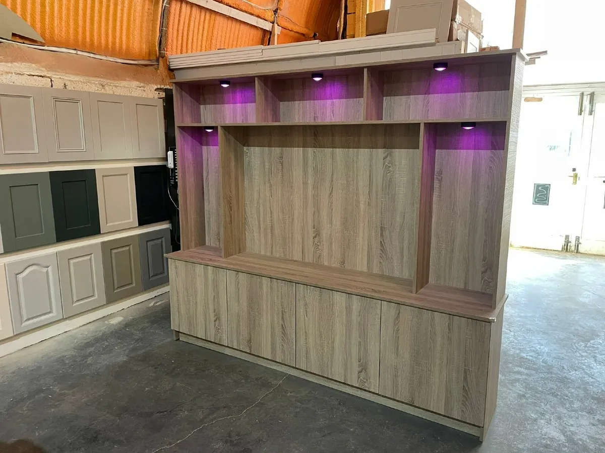Custom Media Units - Image 4