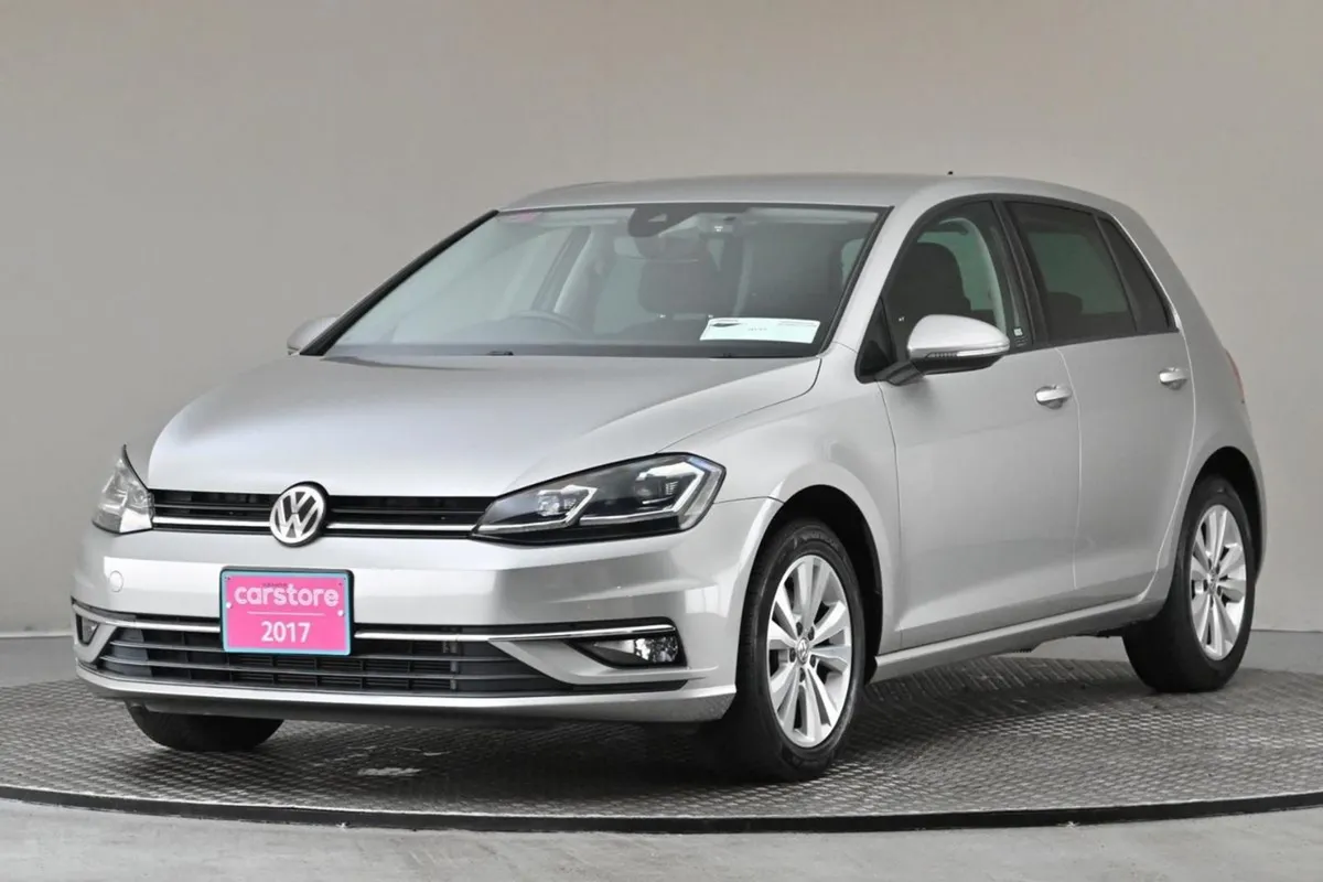 Volkswagen Golf 1.2 TSI MK 7.5 DSG Comfortline  r - Image 3