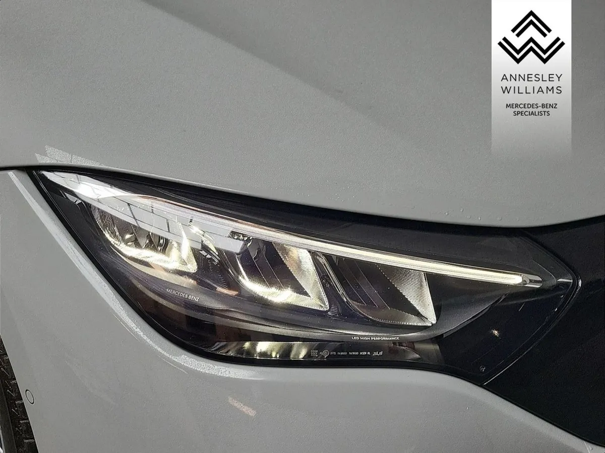 Mercedes-Benz EQE AMG Premium  sunroof - Image 4