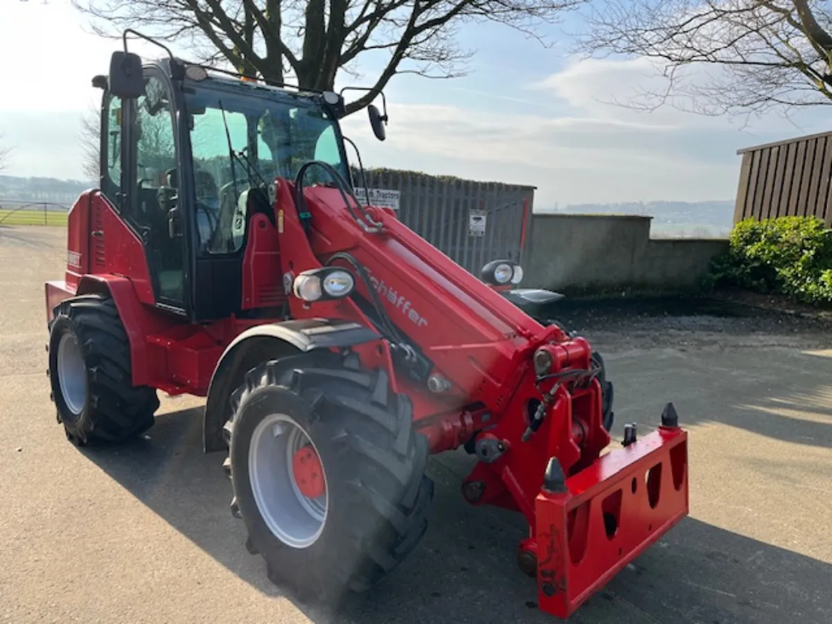 2017 Schaffer 8610T Pivot Telehandler - Image 4