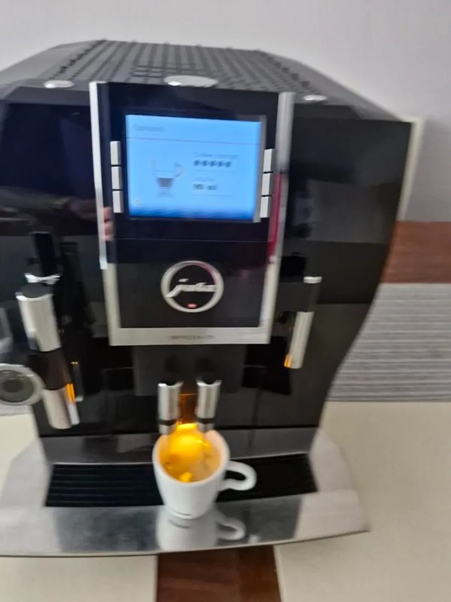 Bean to cup coffee machine Jura z9 - Image 4