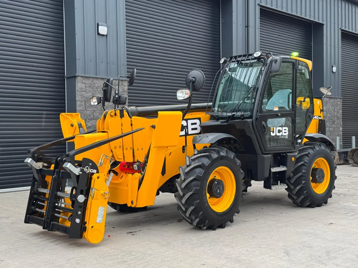 2022 JCB 540-170 Teleporter - Image 2