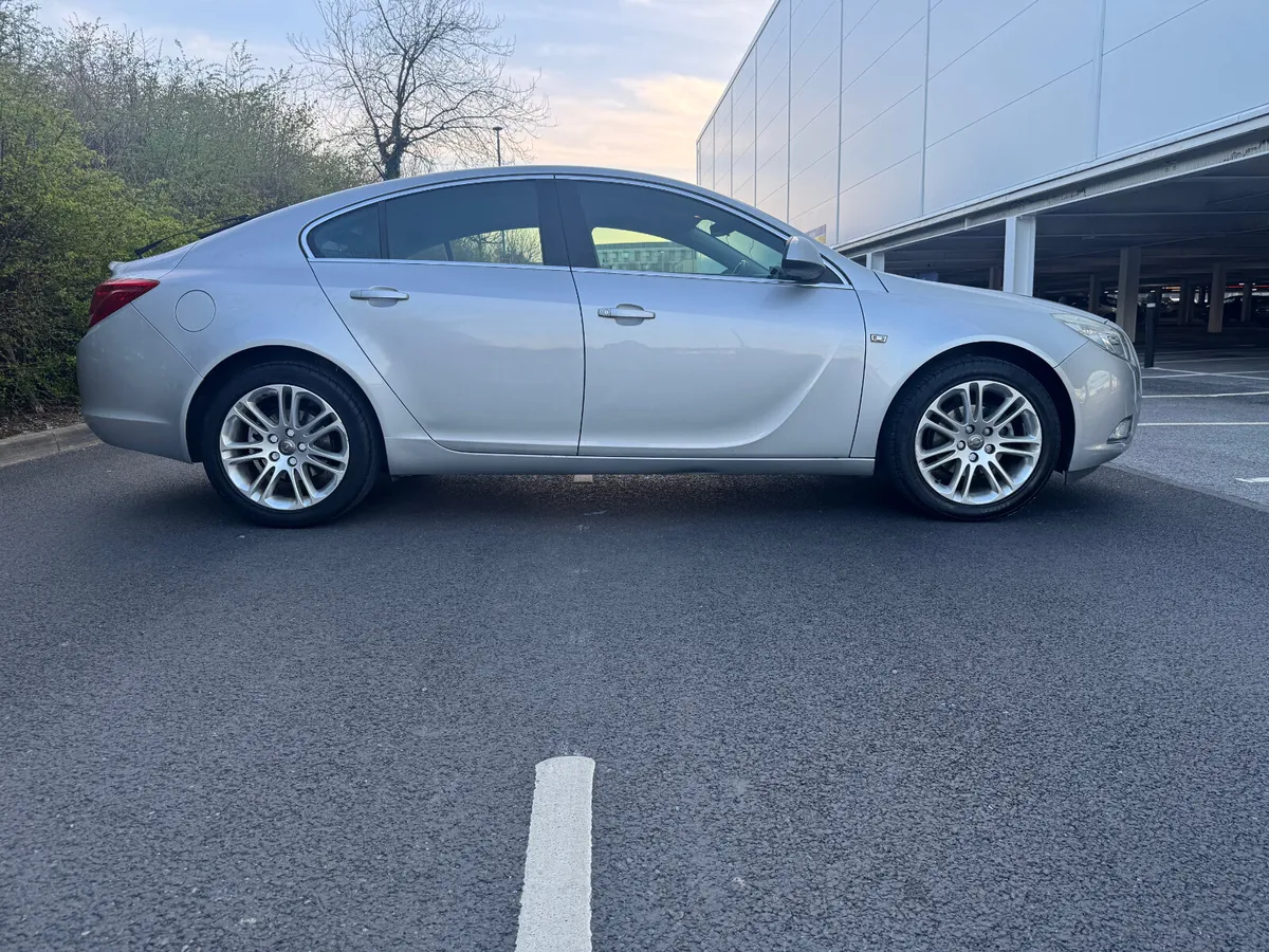 Opel Insignia 1.6, Low mileage, NCT'd & taxed. - Image 3