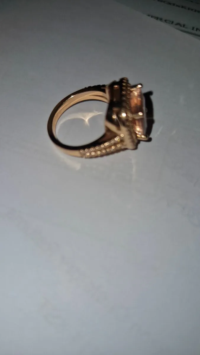 Morganite & Diamond Ring - Image 3