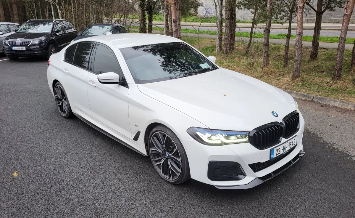 2023 BMW 520D M-SPORT AUTOMATIC - Image 2