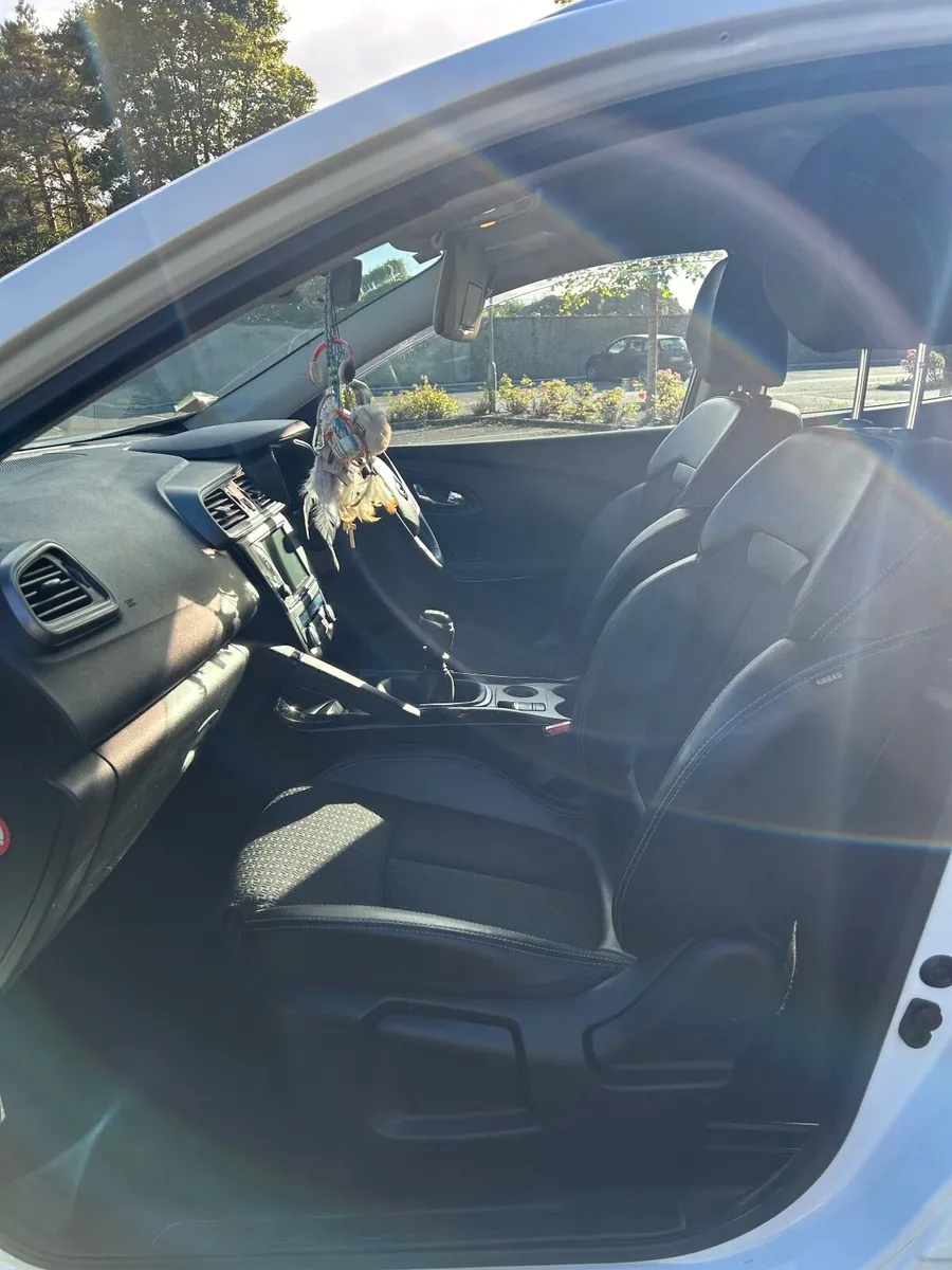 2017 Renault Kadjar - Image 1