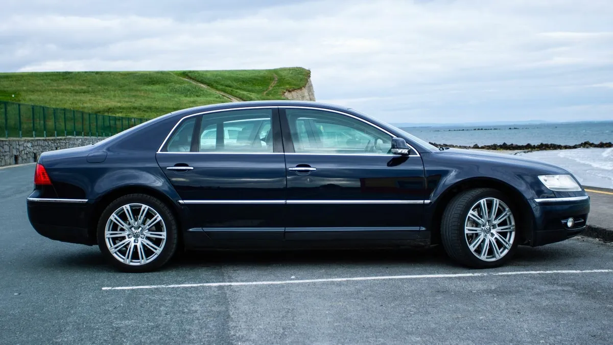 Volkswagen Phaeton 2005 - Image 4