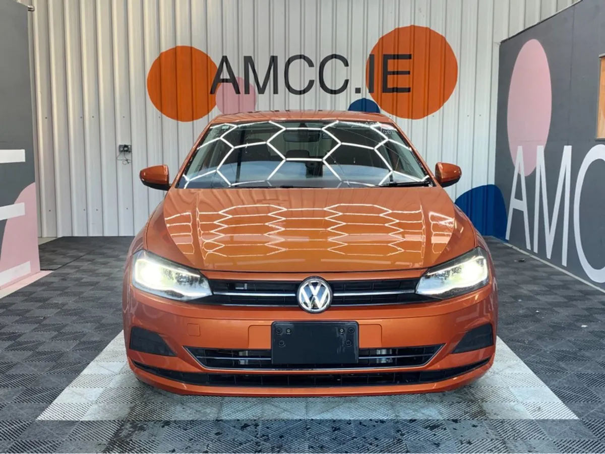 Volkswagen Polo TSI Comfort Line / 46k KMs / Auto - Image 2