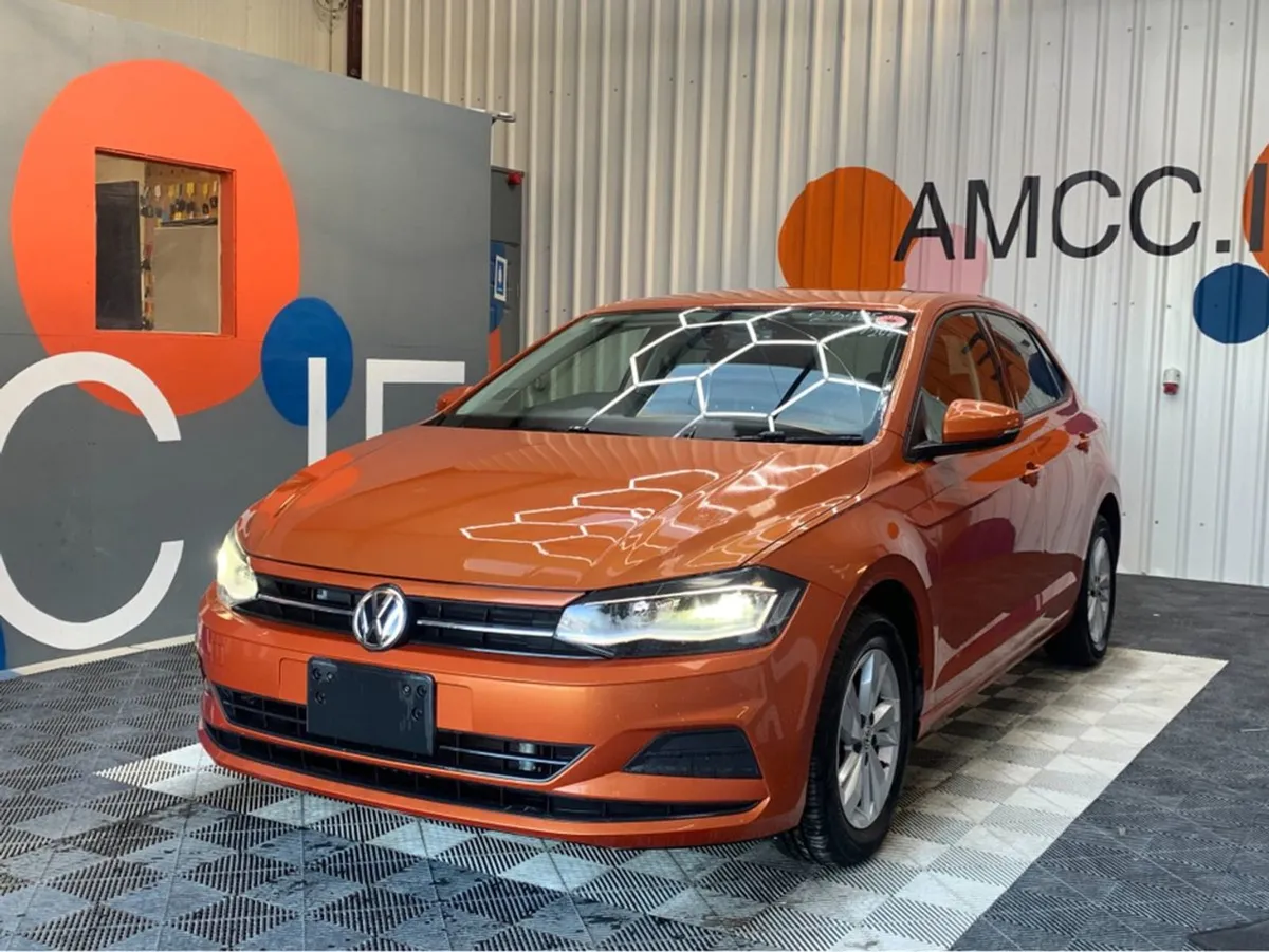 Volkswagen Polo TSI Comfort Line / 46k KMs / Auto - Image 3