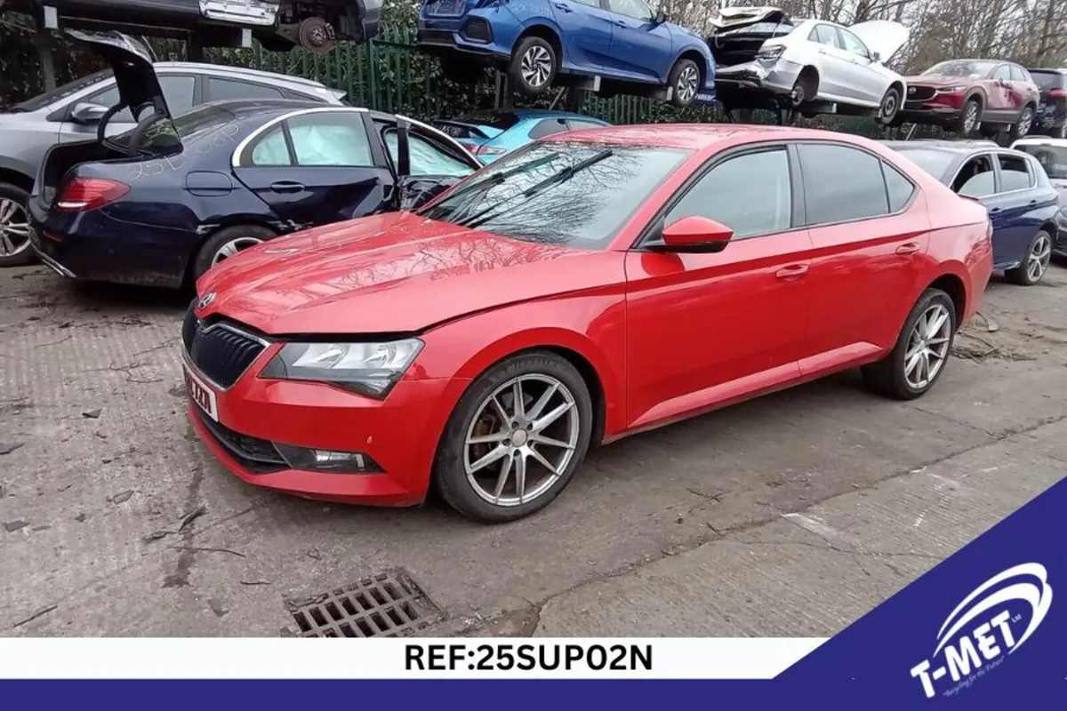 2016 SKODA SUPERB BREAKING FOR PARTS - Image 3