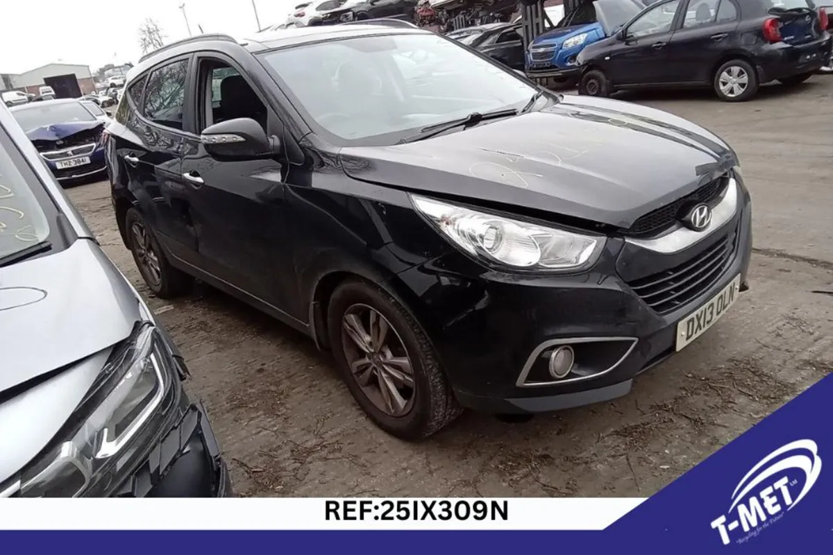 2013 HYUNDAI IX35 BREAKING FOR PARTS - Image 1