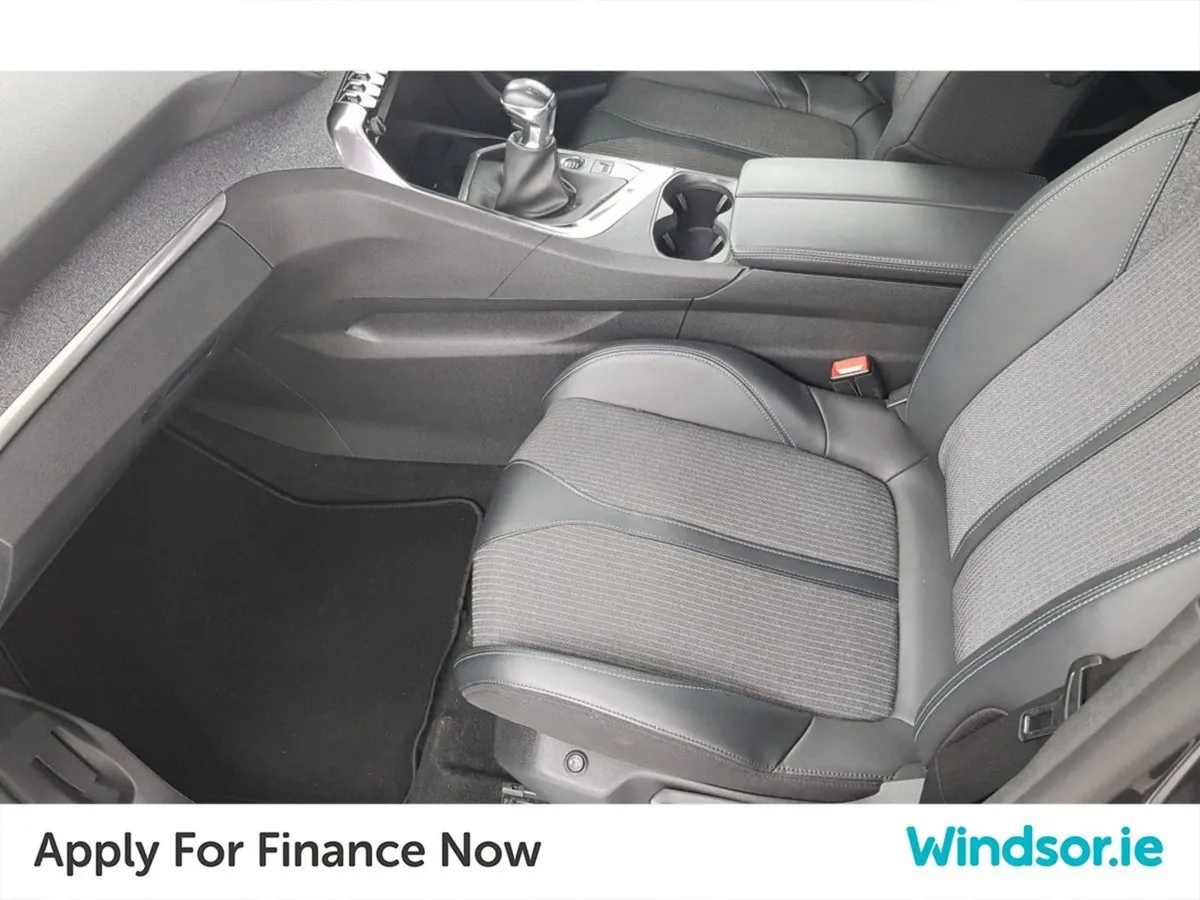 Peugeot 5008 1.5 Bluehdi 130bhp Allure - Image 4
