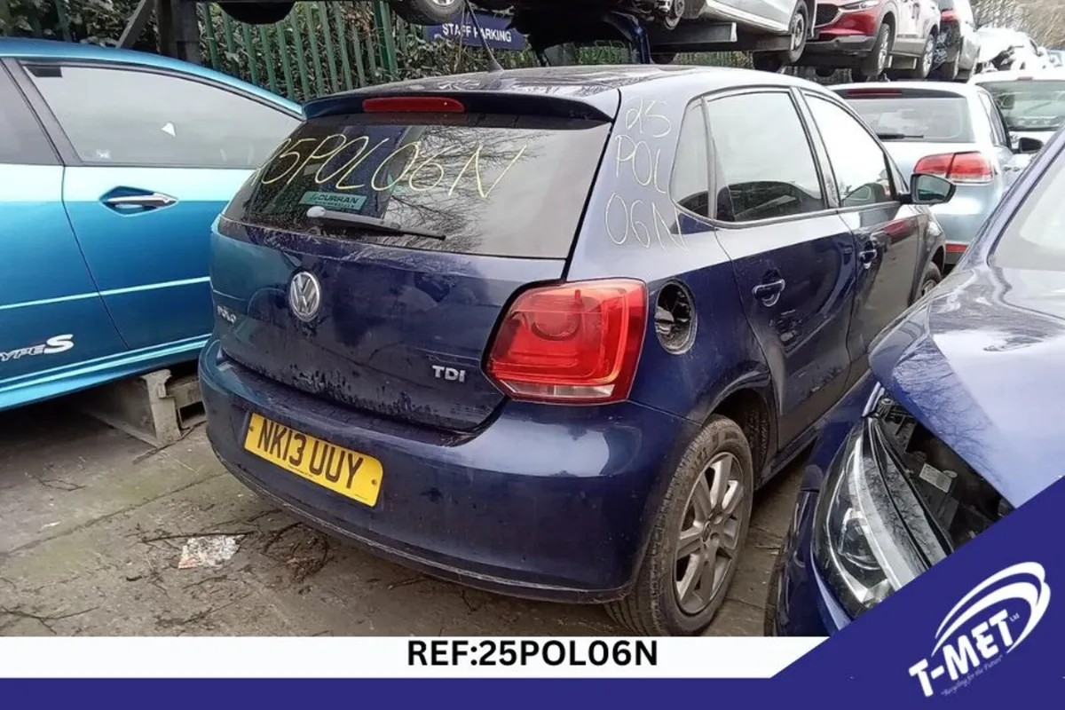2013 VOLKSWAGEN POLO BREAKING FOR PARTS - Image 3