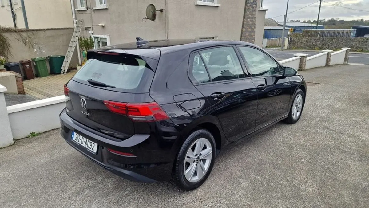 Volkswagen Golf 2021 - Image 3