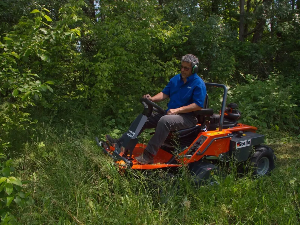 New Stella Racoon 95 Municipal Ride-on Flail mower - Image 1