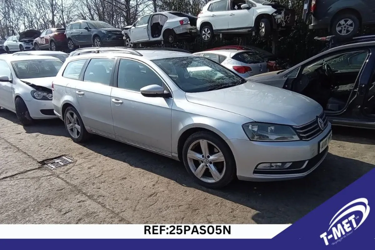 2012 VOLKSWAGEN PASSAT BREAKING FOR PARTS - Image 1