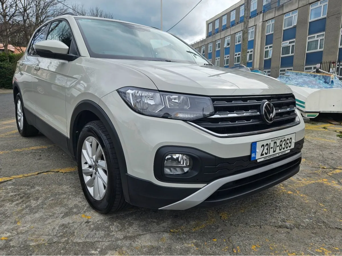 Volkswagen T-Cross Life 1.0 TSI M Manual 5speed 9 - Image 2